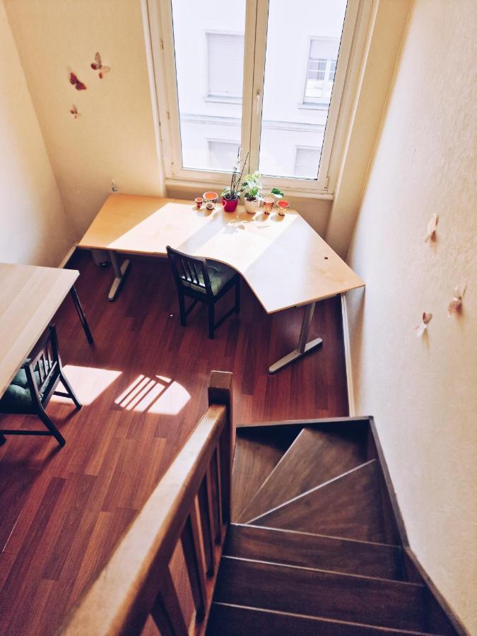 Nice Room 4 Minutes From Basel Shared Apartment 圣路易 外观 照片